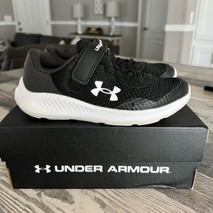 Under Armour Kids Tennis Shoes